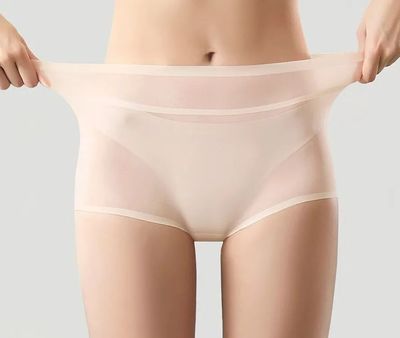 超薄兔耳杯內(nèi)衣 顏值與舒適并存的貼身之選